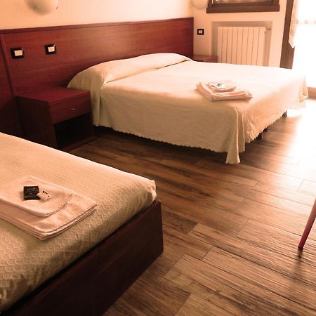 Residence Acero Rosso Понте-ди-Леньо Экстерьер фото